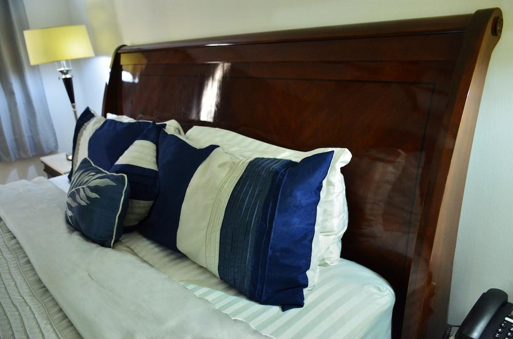Wyndham Garden Los Mochis Plaza Inn Eksteriør billede