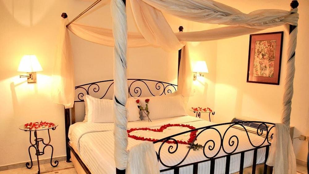 Wyndham Garden Los Mochis Plaza Inn Eksteriør billede