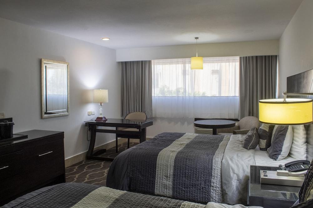 Wyndham Garden Los Mochis Plaza Inn Eksteriør billede