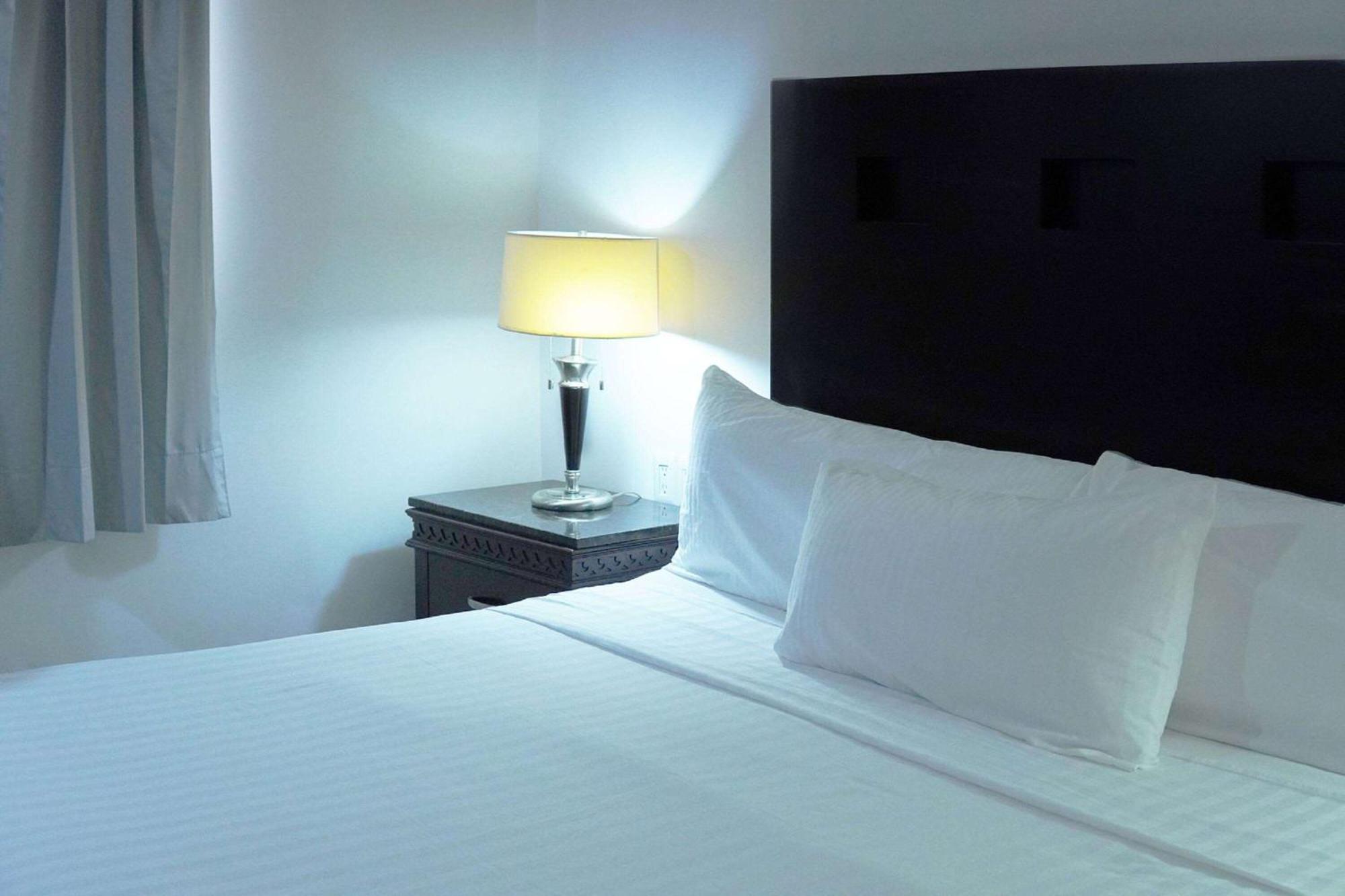 Wyndham Garden Los Mochis Plaza Inn Eksteriør billede