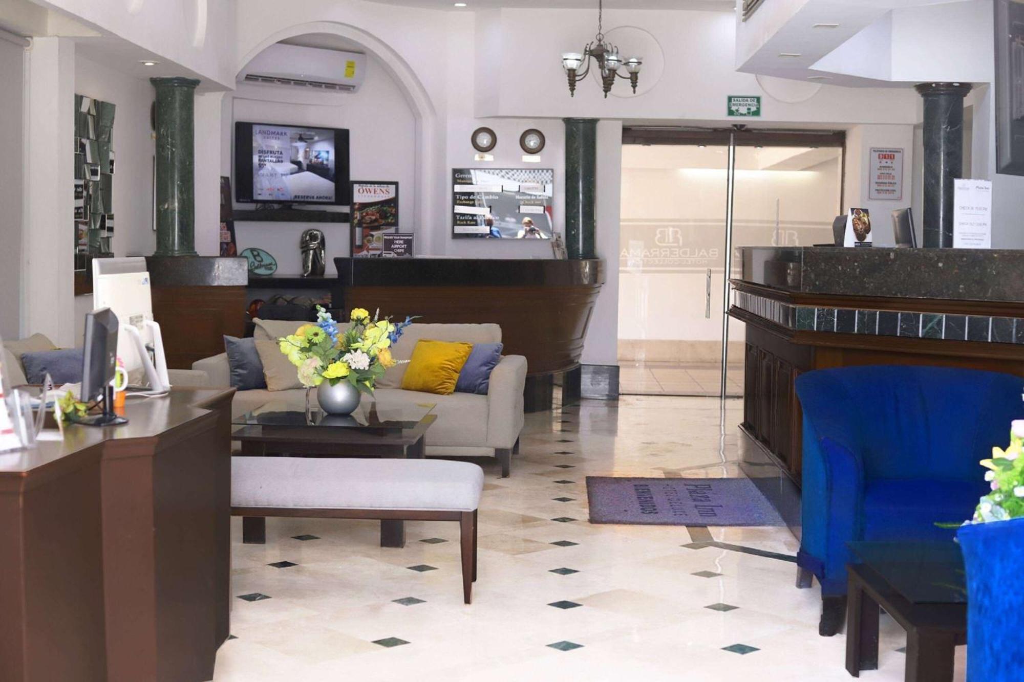 Wyndham Garden Los Mochis Plaza Inn Eksteriør billede